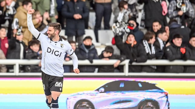 Los jugadores burgaleses quieren hacer grande a su equipo