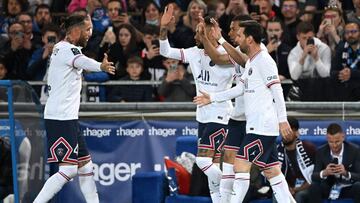 Paris Saint-Germain&#039;s French forward Kylian Mbappe (2nd R) celebrates with Paris Saint-Germain&#039;s Spanish defender Sergio Ramos (L), Paris Saint-Germain&#039;s Brazilian forward Neymar (C) and Paris Saint-Germain&#039;s Argentinian forward Lionel