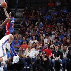 Drummond (31+16) y Kanter (22+20) arrasan con Detroit y N.Y.