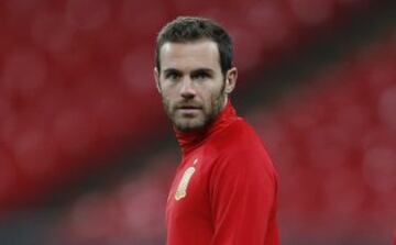 Juan Mata se licenció en INEF por la Universidad Politécnica de Madrid y además estudió Marketing.