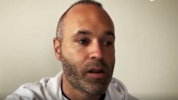 Escocer¨¢ a m¨¢s de uno: Iniesta 'crea' su jugador ideal y coge dos atributos totalmente inesperados