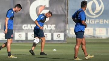 ¡Qué lujito! Así son las primeras prácticas de Cañete en la U