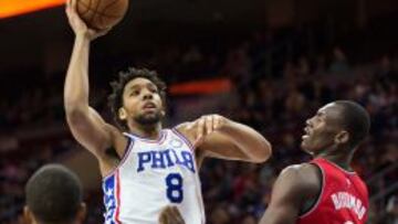 Jahlil Okafor ante Bismack Biyombo.