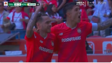 No es citado a la Roja, pero en su club hace esto: cruza toda la cancha y da la mejor asistencia de un chileno este año