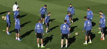 Squad goals. Real Madrid train ahead of Valencia clash