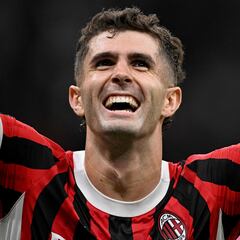 Pulisic anota en la victoria del Milan frente al Lecce y es líder de goleo en la Serie A