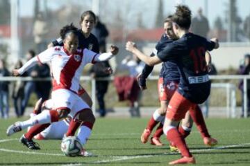 Las mejores imágenes del derbi Rayo-Atlético Féminas