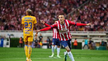 Roberto Alvarado festejo su gol en la final ante Tigres