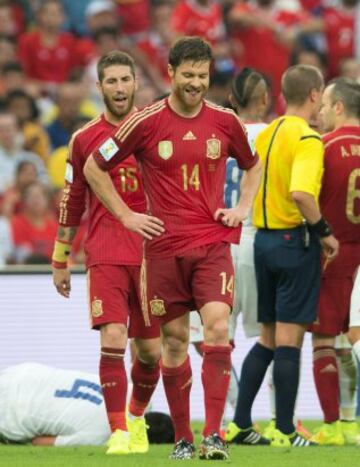 En agosto de 2014 Xabi Alonso comunicó a la Real Federación Española de Fútbol que dejaba la Selección tras 114 internacionalidades y 16 goles. 