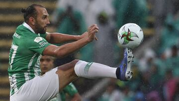 Hern&aacute;n Barcos durante un partido de Nacional por Liga &Aacute;guila.