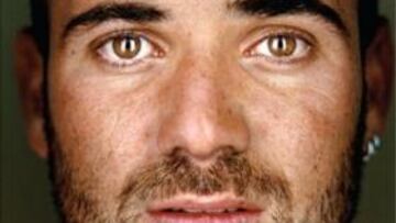 EL LIBRO DE LA POLÉMICA. Agassi ha publicado su autobiografía y ha desatado un terremoto en el mundo del tenis con su confesión de dopaje, su positivo ocultado por la ATP y por la anécdota de la peluca.