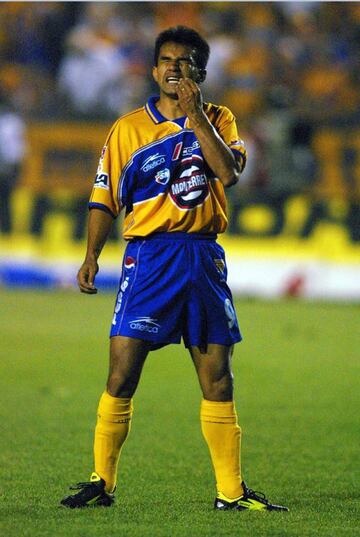 Delantero de Tigres en la primera mitad de la década pasada.