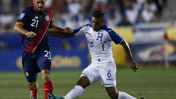 El hondureño Bryan Acosta llega entre aplausos a FC Dallas