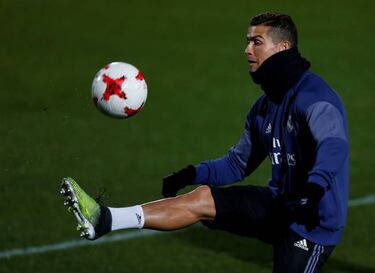 Ronaldo ready to accept position shift: "Why not? It's totally natural"