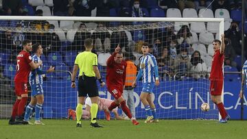 Kike García lideró la remontada de Osasuna ante el Deportivo.