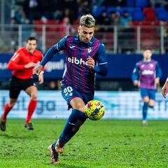 Juan Carlos Arana contrae baja por lesión