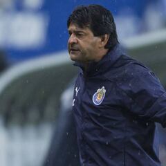 José Saturnino Cardozo promete mano dura en Chivas