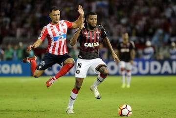 Junior y Atlético Paranaense empataron 1-1 en el estadio Metropolitano. Barranquilla gozó con los primeros 90 minutos de la final de Copa Sudamericana.