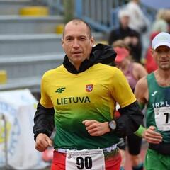 Usa comida basura de “combustible” y Jornet ve su gesta como “locura”