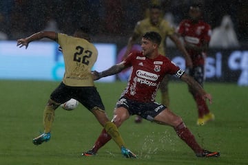 Medellín y Águilas Doradas abrieron la cuarta fecha de los cuadrangulares de Liga BetPlay, partido que estuvo detenido casi una hora por lluvia.