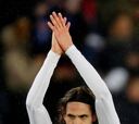 Los ultras del PSG sustentan a Cavani