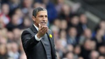 El Norwich despide a su técnico Hughton tras mala racha