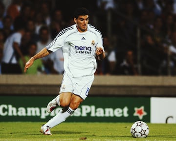 El de Utrera se marchó previo pago de 20 millones al Arsenal procedente del Sevilla. En la temporada 06/07 llegó al Madrid en calidad de cedido. 