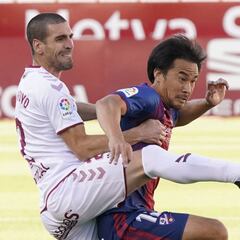 Rafa Mir rescata un punto para el Huesca