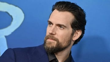 Henry Cavill Deadpool y Lobezno anécdota se puso malo fumando