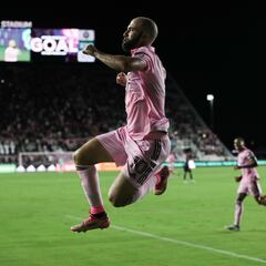 Who are the nominees for the MLS End of Year Awards?