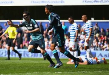 El volante colombiano lucha por ganarse la titular en el onceno de Mourinho. Con picardía y alegría, Juan Guillermo aporta sus cualidades en el ataque del Chelsea.
