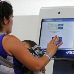 Asignaciones familiares por hijo: quiénes podrán cobrar $40.000 y cómo postular