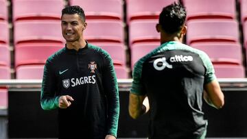 Cristiano entrenando con Portugal.