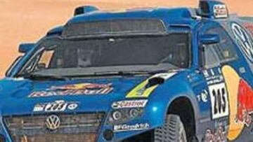 <b>PRUEBA DE FUEGO. </b>Carlos Sainz superó con éxito las altas temperaturas del rally asiático.