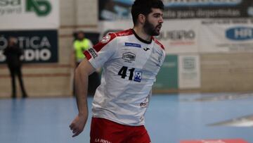 Los goles de Garciandía
superan la moral del Cangas