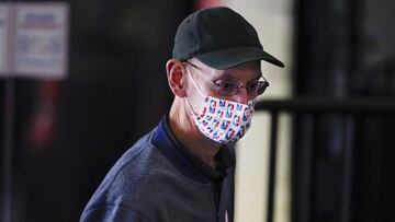 Según ha revelado Baxter Holmes, de la ESPN, hay sanitarios que ven con suspicacia un inicio tan temprano de la NBA y la posibilidad de que se mantenga en el tiempo