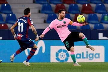 Messi y Morales.