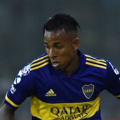 Juez decidirá si Villa puede salir de Argentina a jugar Libertadores