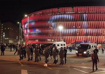 Russian hooligans cause havoc in Bilbao