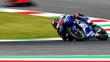 Spain&#039;s Alex Rins rides his Suzuki during a free practice session for the Italian Moto GP Grand Prix at the Mugello race track on May 31, 2019 in Scarperia e San Piero. (Photo by Tiziana FABI / AFP)