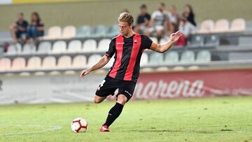 Jes¨²s Olmo se pone a tiro y Jony ?¨ªguez negocia con el Alcoyano