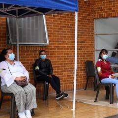 Vacuna coronavirus Colombia: ¿cuáles serán las sanciones y multas por colarse para acceder a ella?