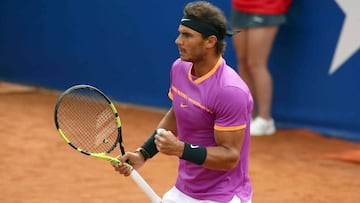 Rafa Nadal celebra un punto ante el austr&iacute;aco Dominic Thiem en a la final del Trofeo Conde de God&oacute;.