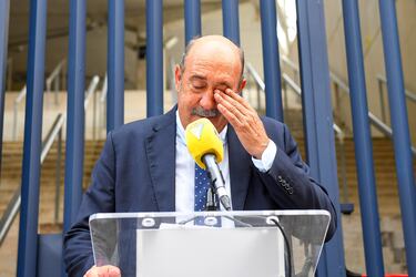 El Cádiz homenajea a Carmelo Navarro, el “Beckenbauer de la Bahía”