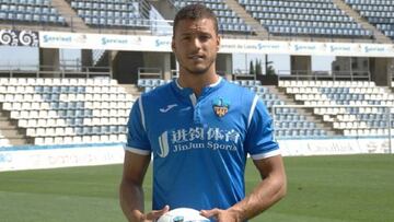 Tano Bonn&iacute;n, nuevo jugador del Almer&iacute;a