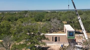 A family has been living in a 48 m² shipping container since 2024 and has only one complaint: “Our bill went from $300 to $2,500”