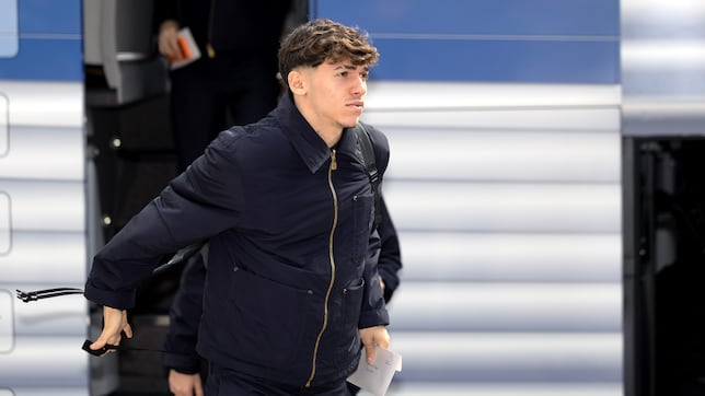 Thiago aguanta a bordo