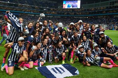 ¿Cuántas veces se ha jugado la final regia en la Liga MX Femenil?