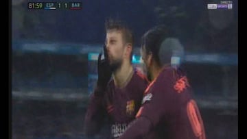 Piqué emuló a Raúl en el Camp Nou: mandó callar a Cornellá