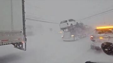 Las impactantes imágenes de la nevada que sepultó Erie en Pensilvania